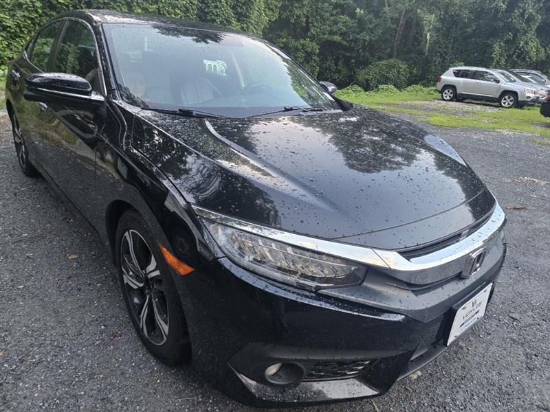 Honda Civic Touring Sedan CVT 2017