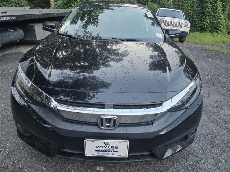 Honda Civic Touring Sedan CVT 2017