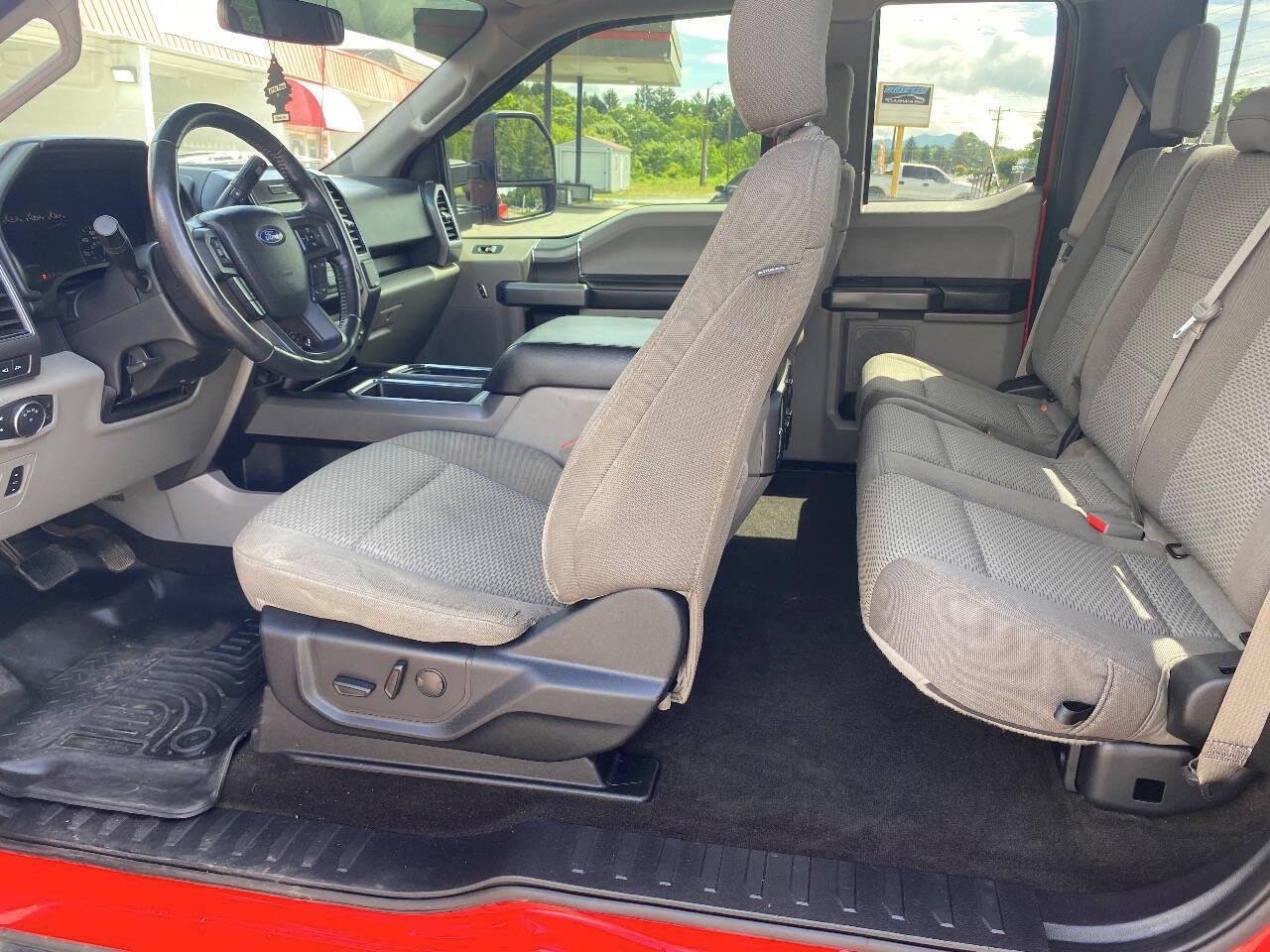 Ford F-150 Lariat SuperCab 8-ft. 4WD 2019