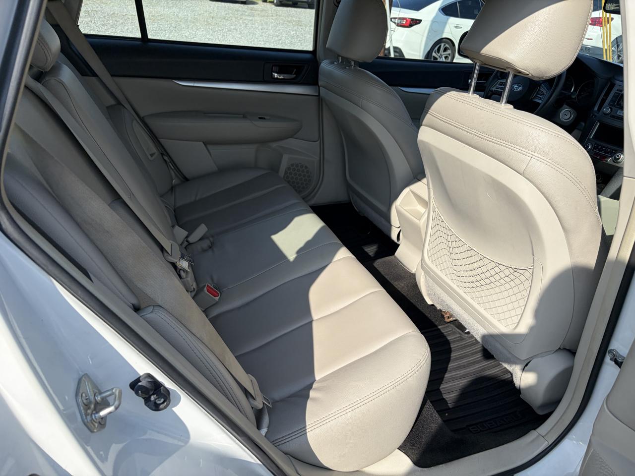 Subaru Outback 2.5i 2014