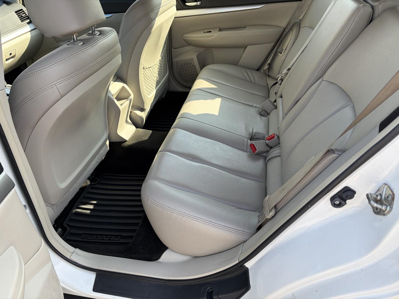 Subaru Outback 2.5i 2014