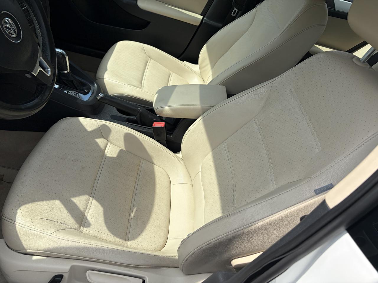 Volkswagen Jetta SE 2013