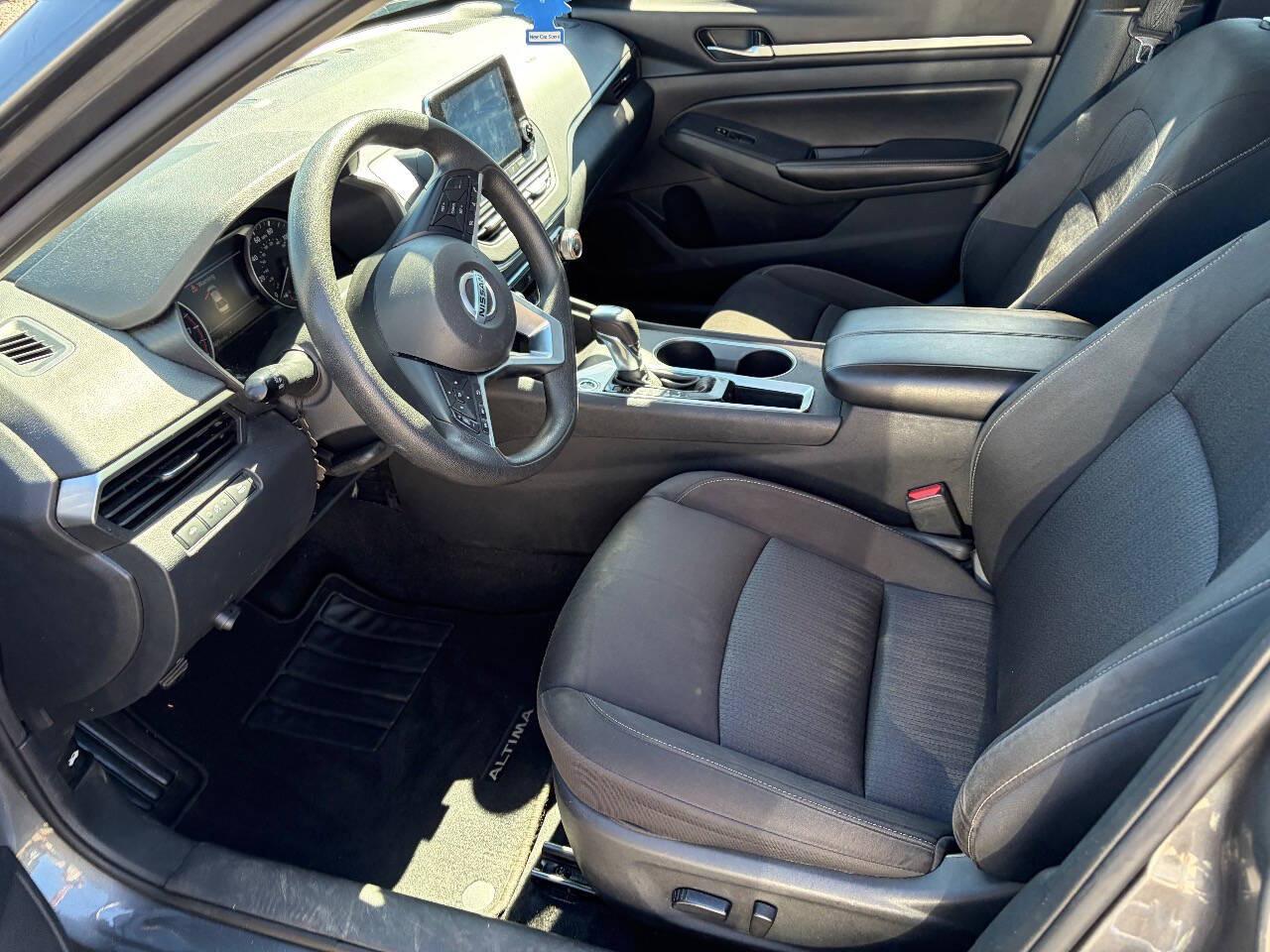 Nissan Altima 2.5 SV 2022