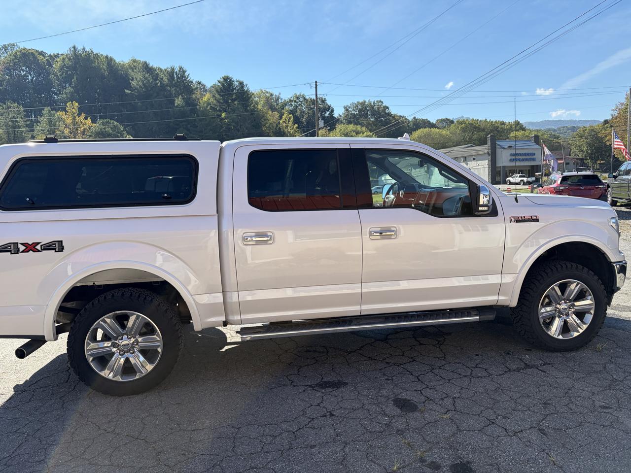 Ford F-150 4WD SuperCab 145" Lariat 2018