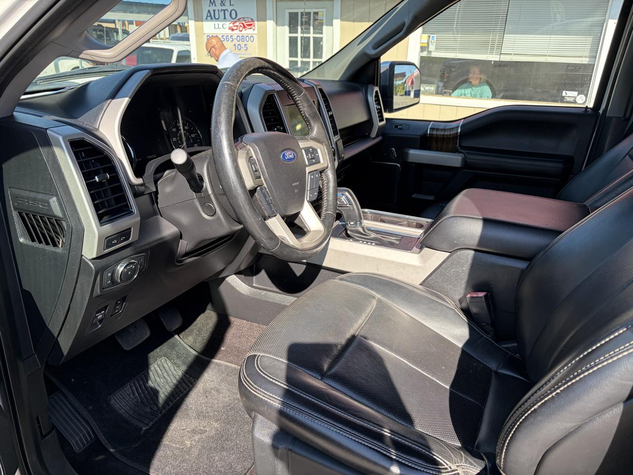 Ford F-150 4WD SuperCab 145" Lariat 2018