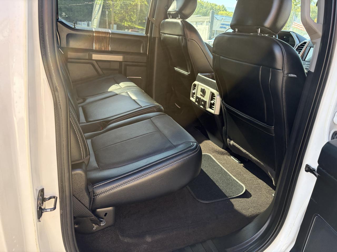 Ford F-150 4WD SuperCab 145" Lariat 2018