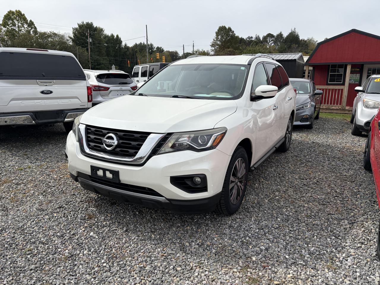 Nissan Pathfinder SV 4WD 2017