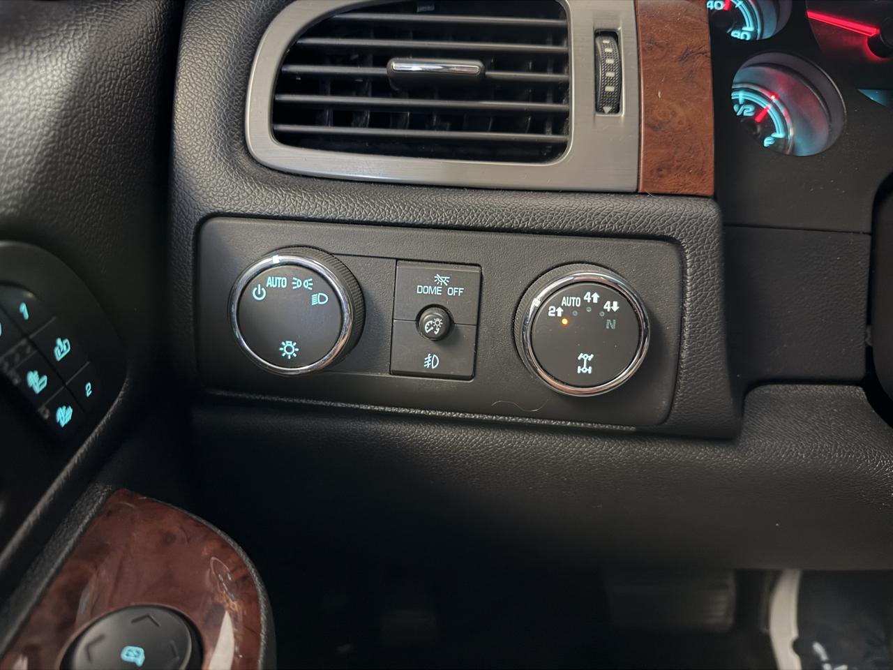 Chevrolet Tahoe LTZ 4WD 2014