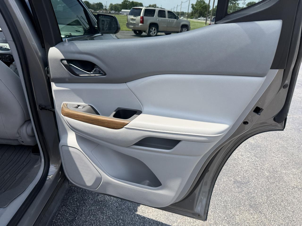 GMC Acadia SLE-2 FWD 2019