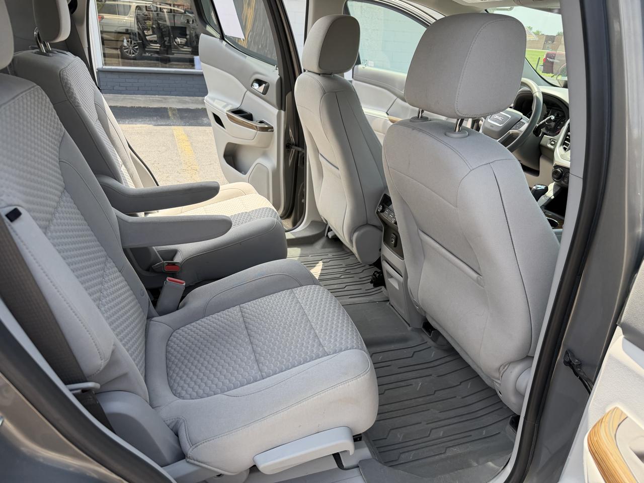 GMC Acadia SLE-2 FWD 2019