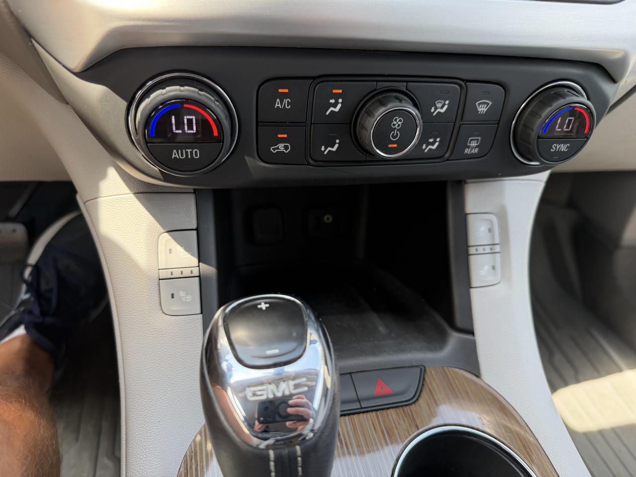 GMC Acadia SLE-2 FWD 2019