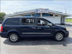 2014 Chrysler Town & Country 