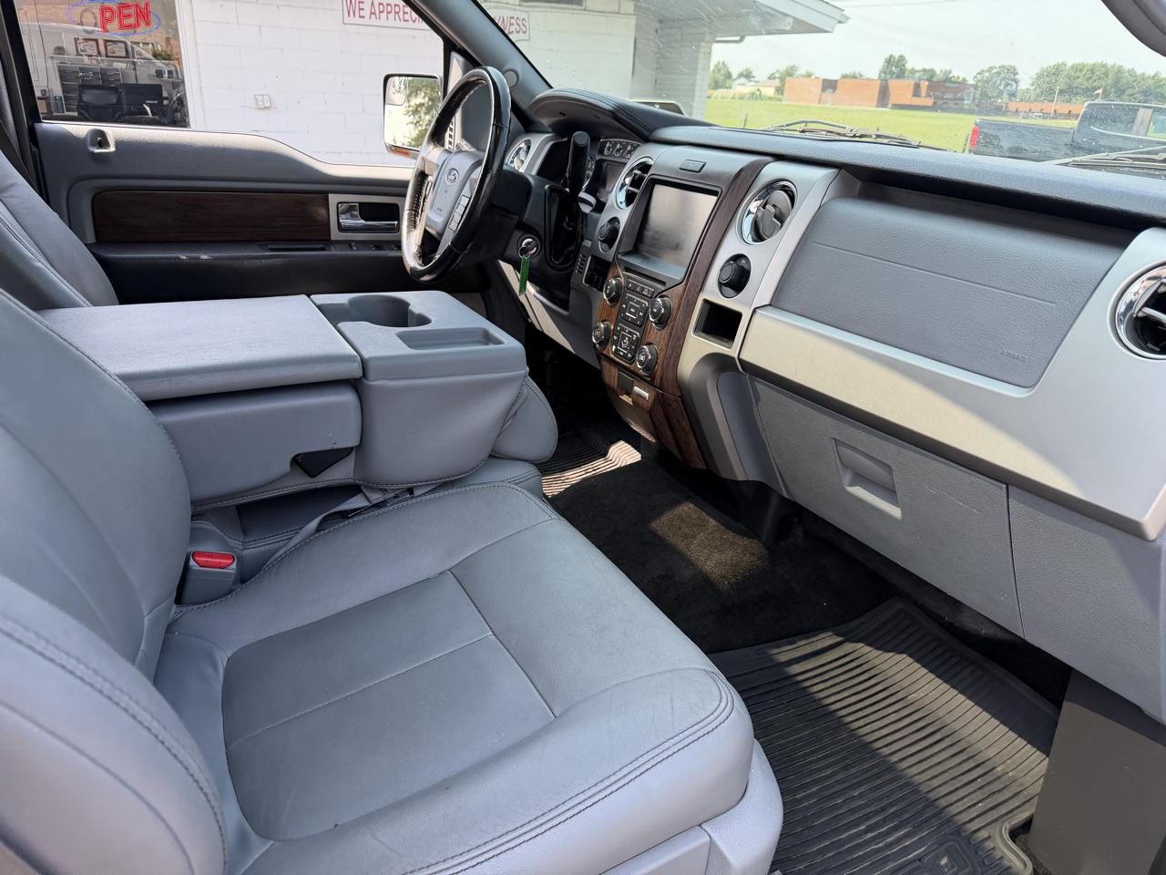 Ford F-150 4WD SuperCab 145" Lariat 2014