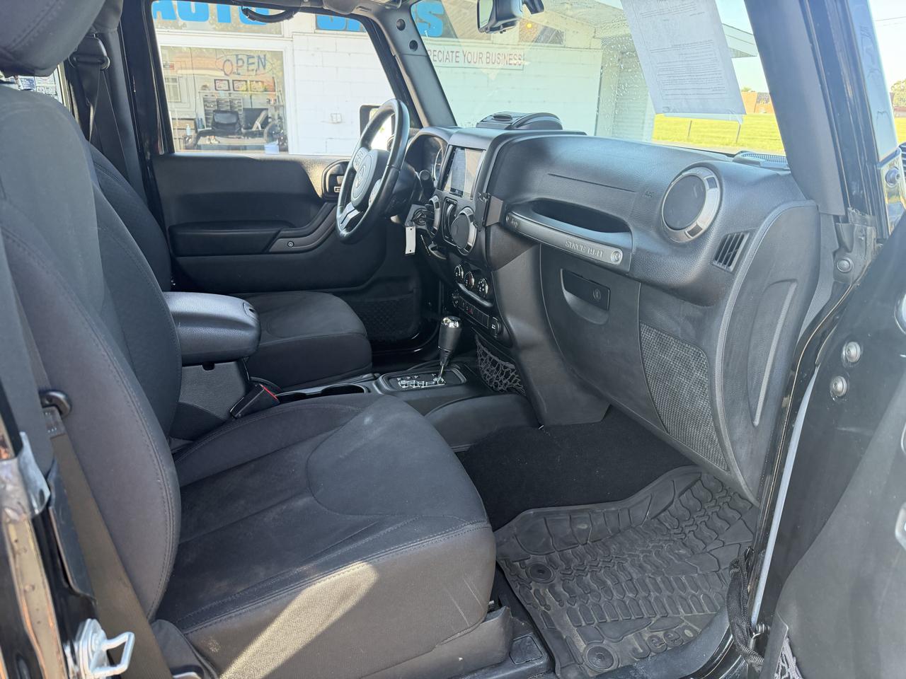 Jeep Wrangler Sport 4WD 2016