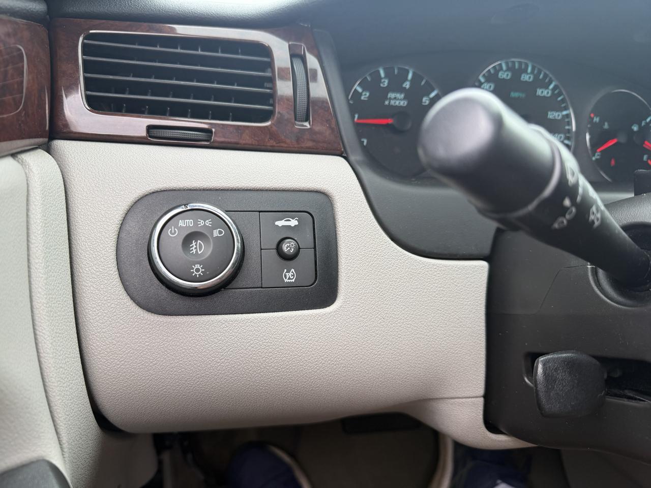 Chevrolet Impala LT 2011