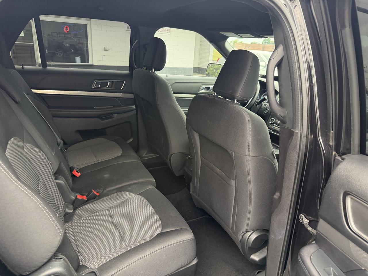 Ford Explorer XLT FWD 2019