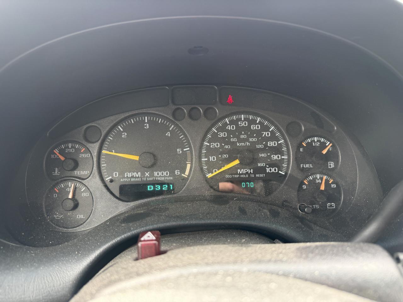 GMC Sonoma SL Ext. Cab Short Bed 2WD 2001