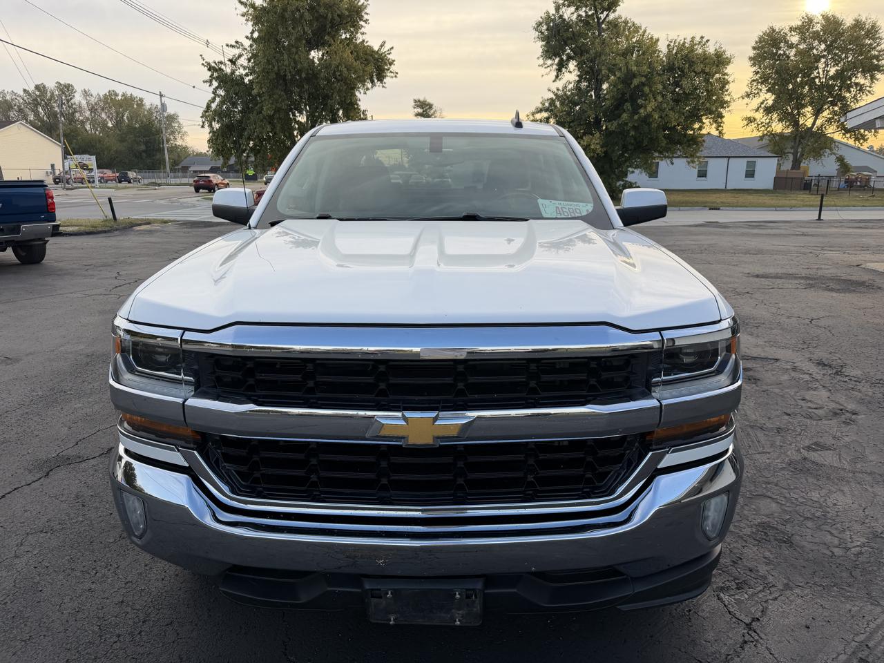 Chevrolet Silverado 1500 LT Crew Cab 2WD 2017