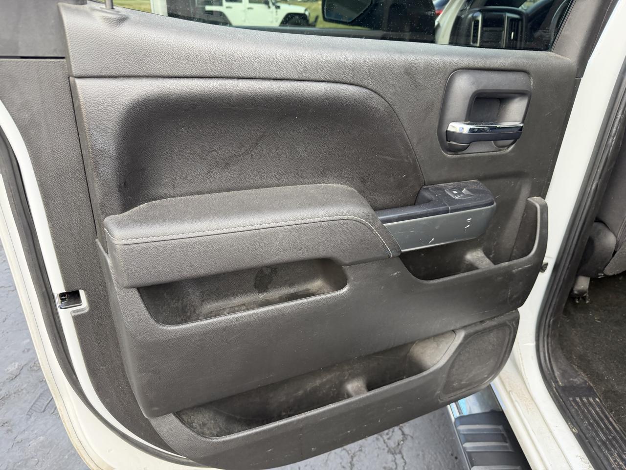Chevrolet Silverado 1500 LT Crew Cab 2WD 2017