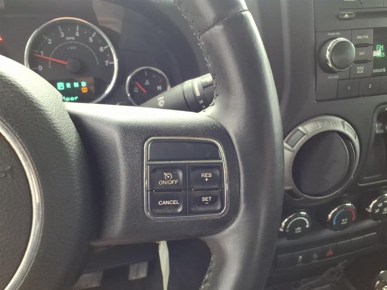 2013 Jeep Wrangler Sport - Photo 10