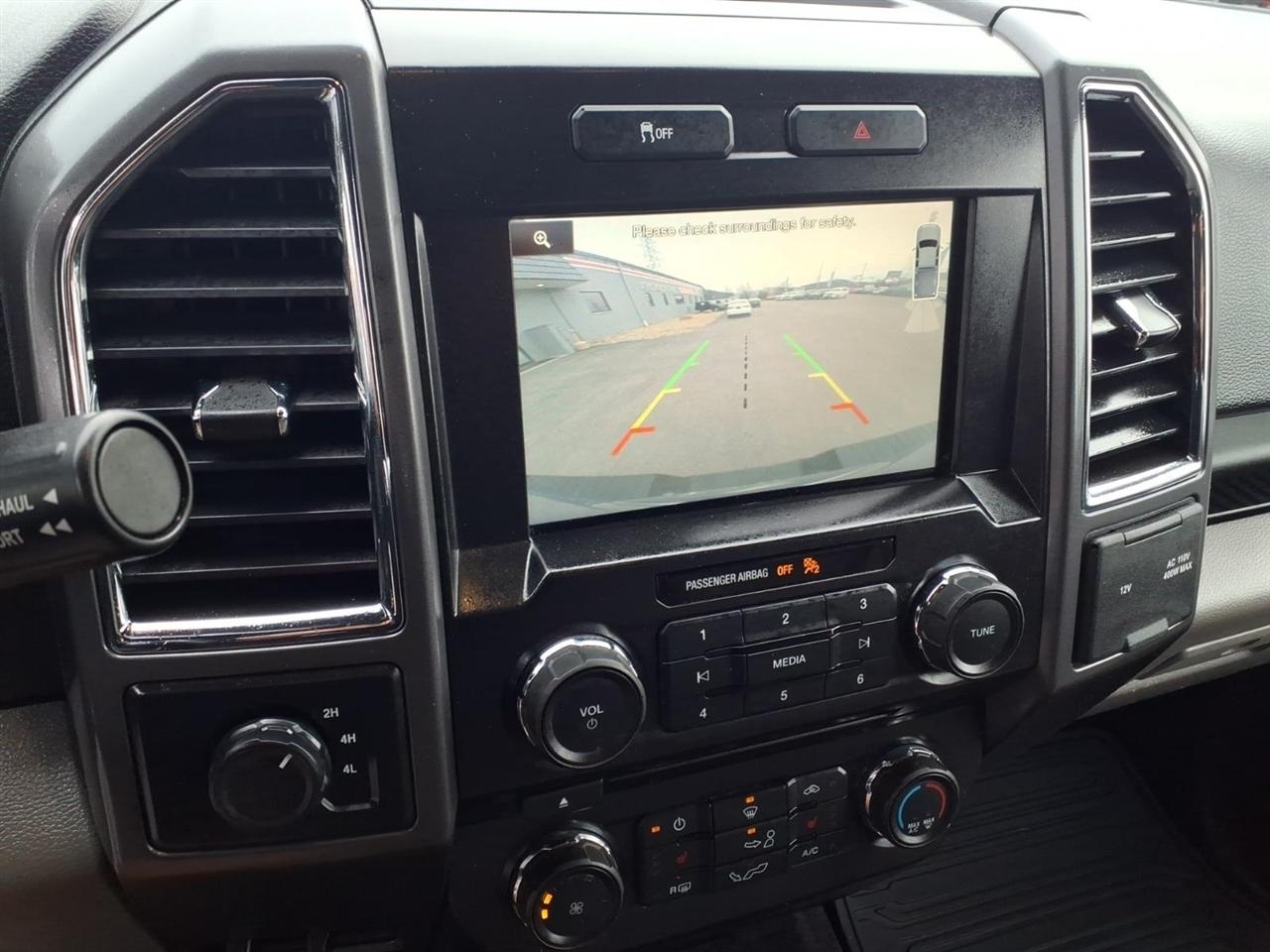 2015 Ford F-150 XLT - Photo 17