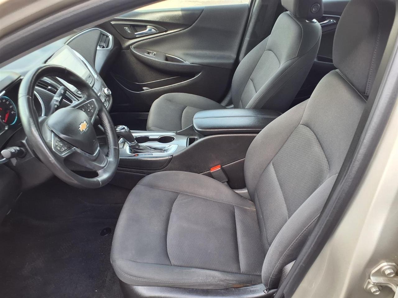 Chevrolet Malibu 4dr Sdn LT w/1LT 2016