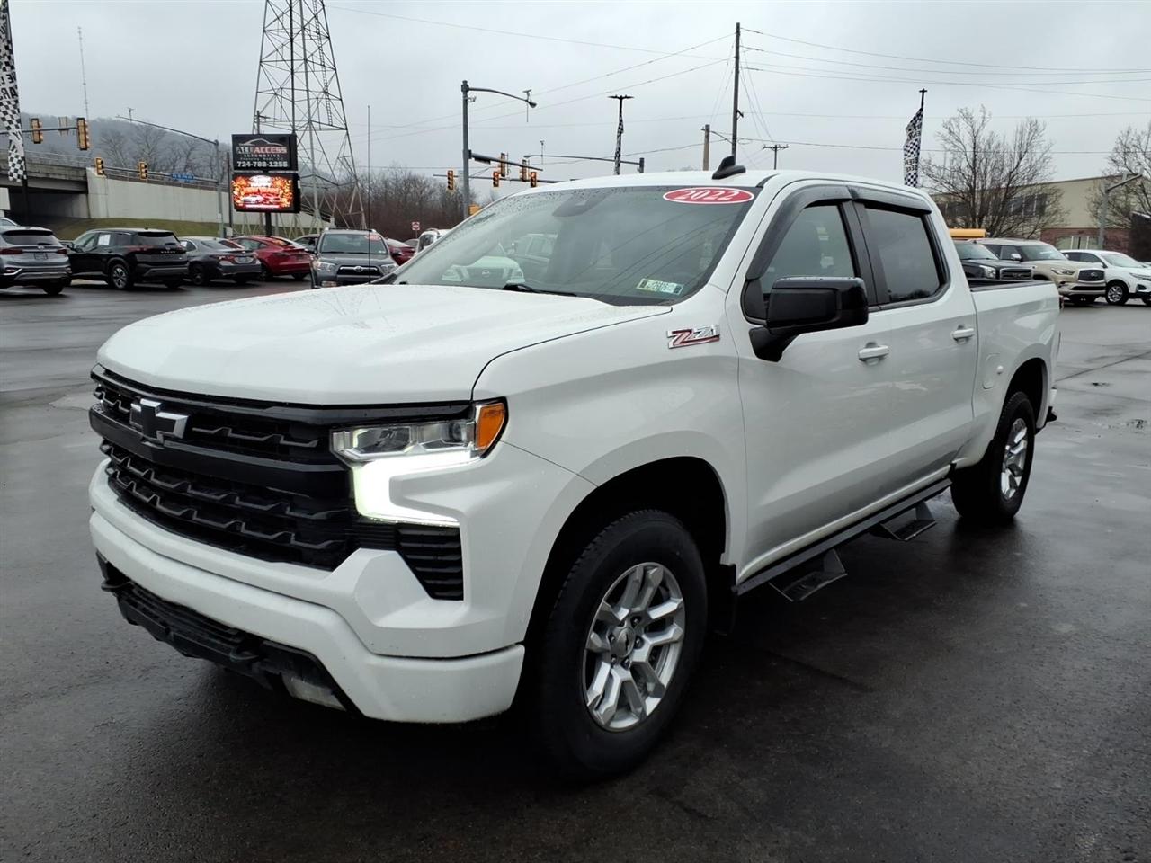 Chevrolet Silverado 1500 4WD Crew Cab 147" RST 2022