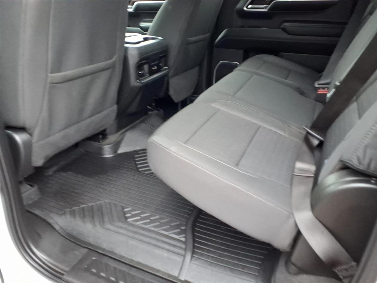 2022 Chevrolet Silverado 1500 RST - Photo 8