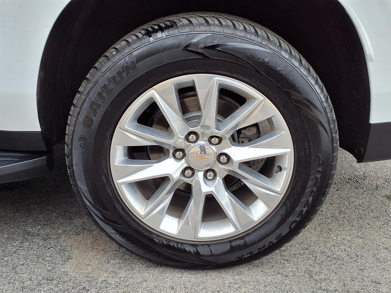 Chevrolet Suburban 2WD 4dr Premier 2023