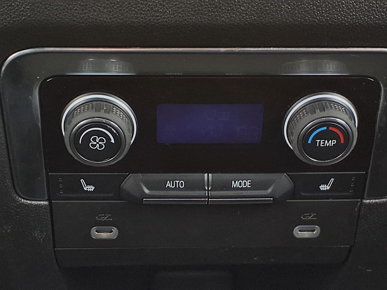 Chevrolet Suburban 2WD 4dr Premier 2023