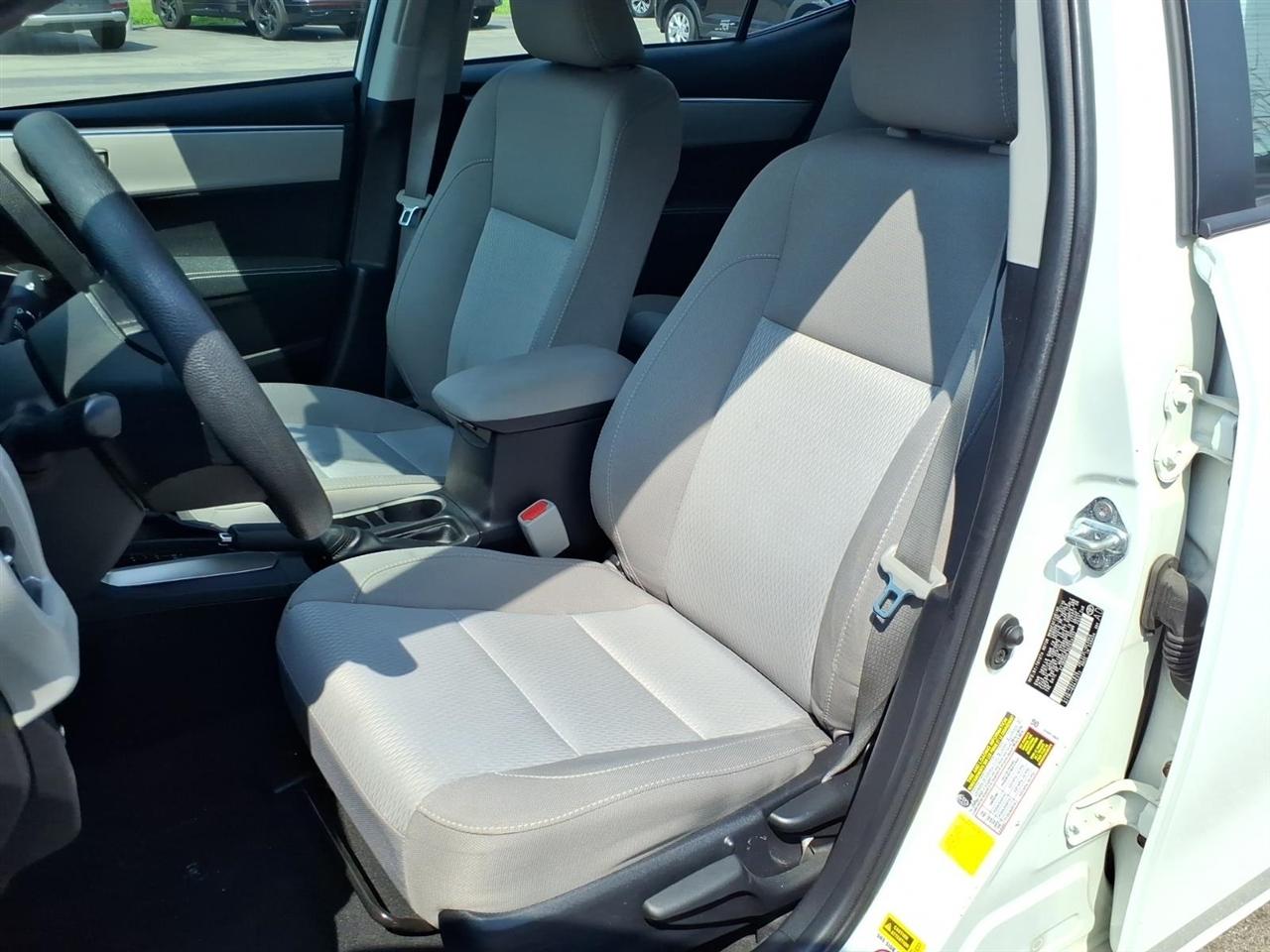 Toyota Corolla 4dr Sdn CVT S w/Special Edition Pkg (Natl) 2016