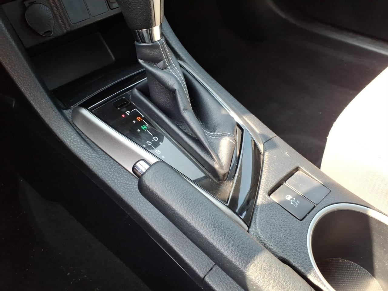 Toyota Corolla 4dr Sdn CVT S w/Special Edition Pkg (Natl) 2016
