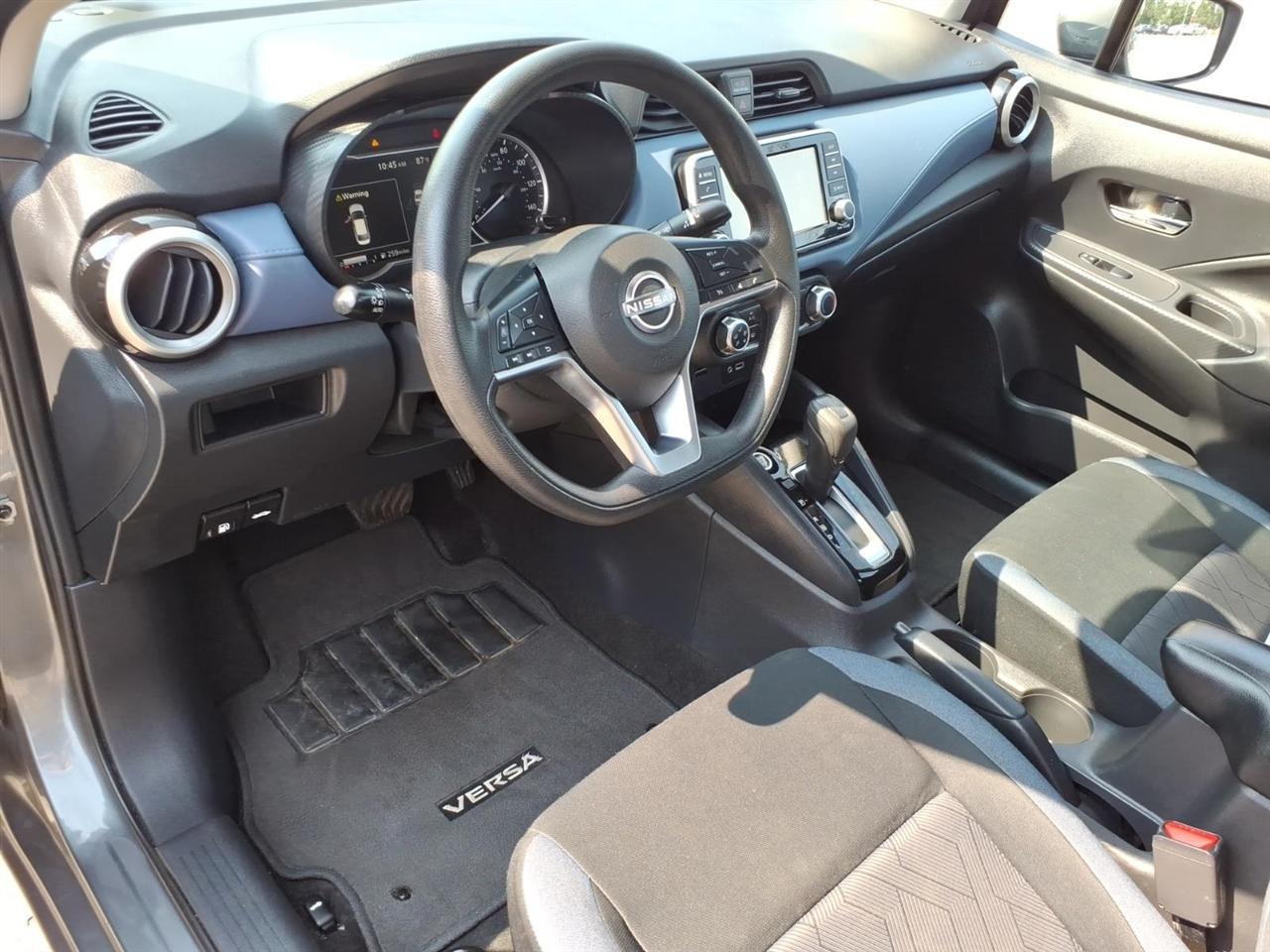 Nissan Versa SV CVT 2024