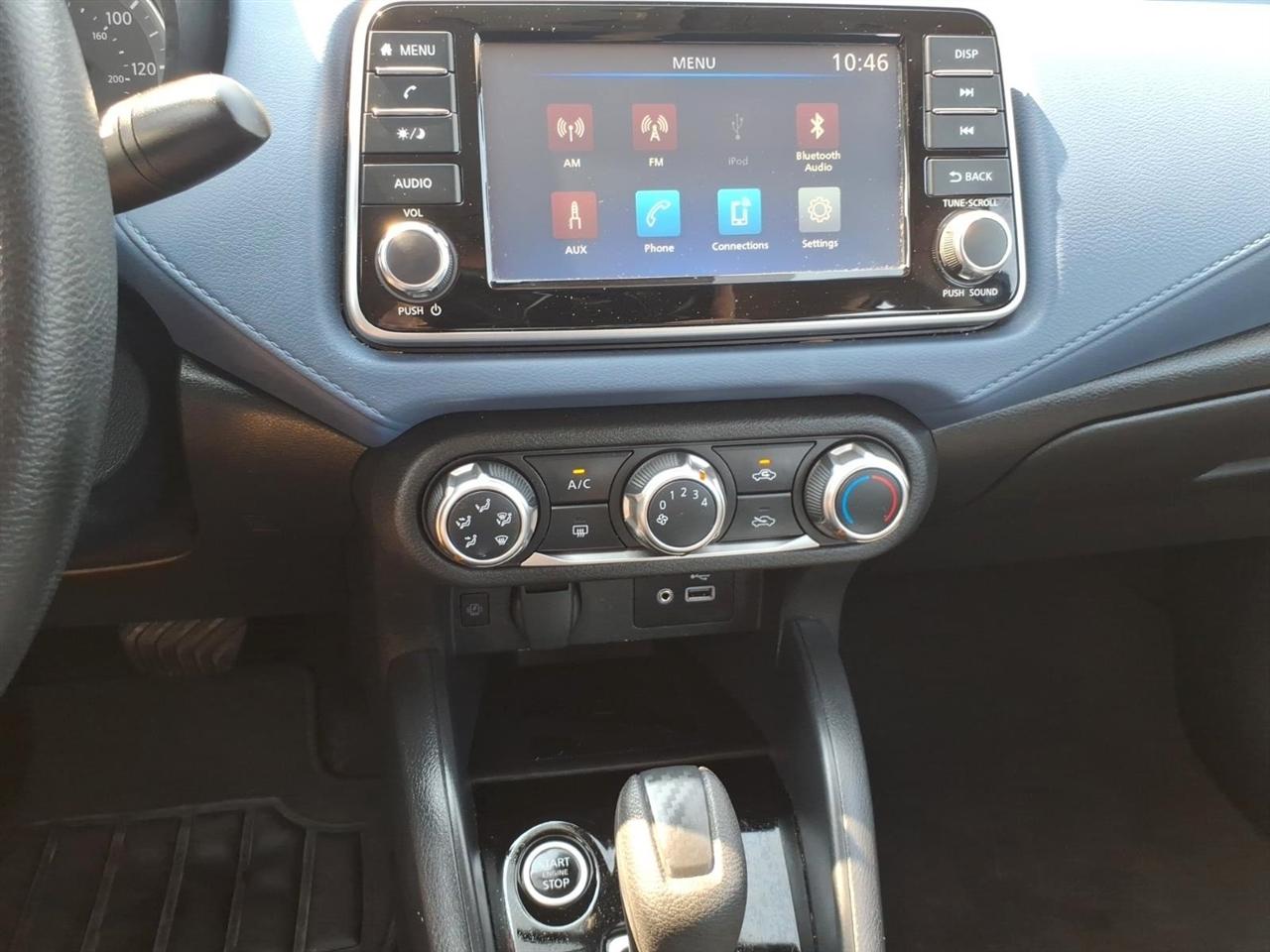 Nissan Versa SV CVT 2024