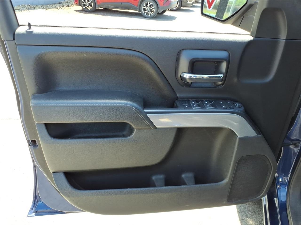 Chevrolet Silverado 1500 4WD Crew Cab 143.5" LT w/2LT 2014