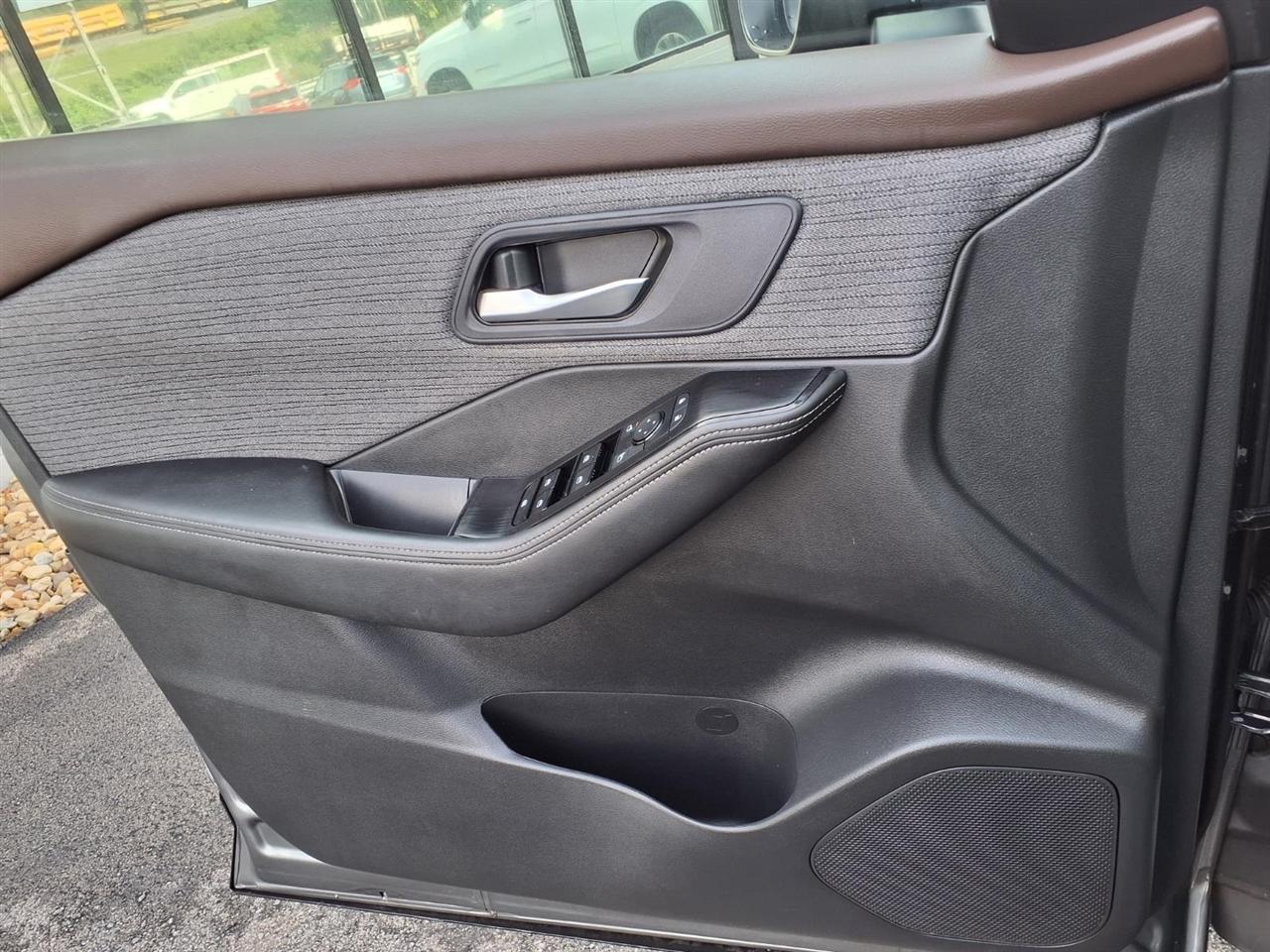 Nissan Rogue AWD SV 2023