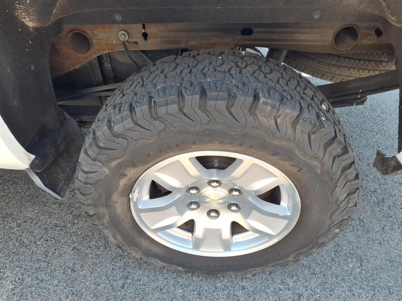 Chevrolet Silverado 1500 2WD Crew Cab 143.5" LT w/1LT 2018