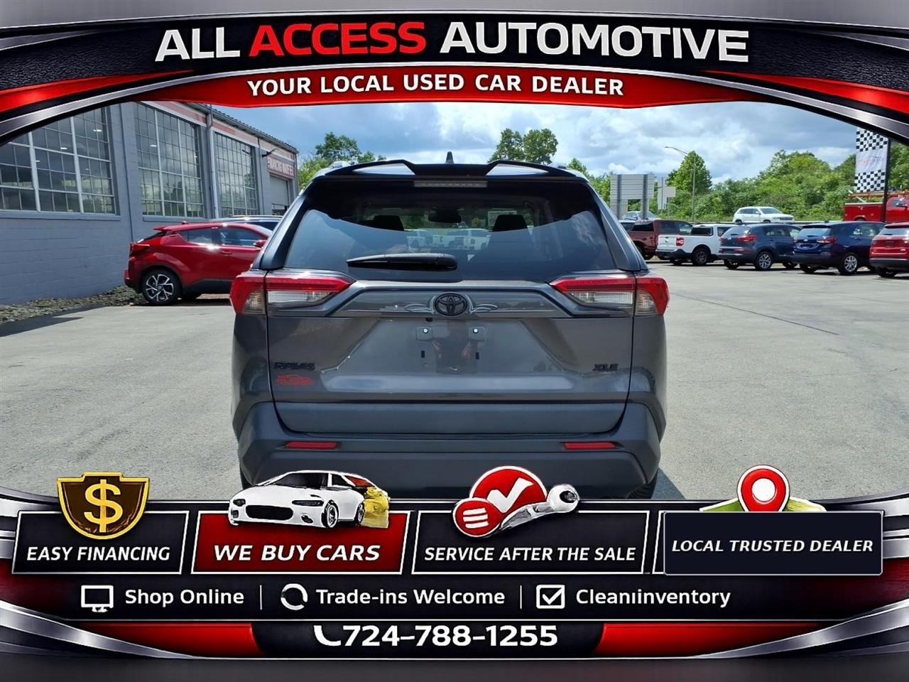 Toyota RAV4 XLE Premium FWD (Natl) 2020