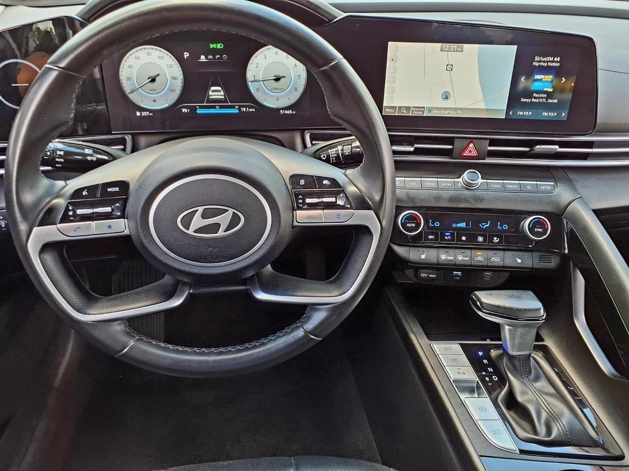 Hyundai Elantra Limited IVT 2024