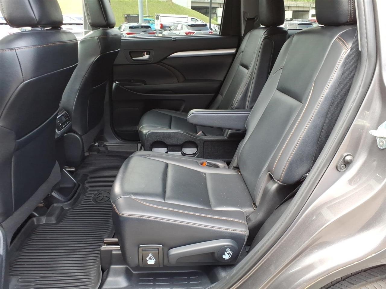 Toyota Highlander XLE V6 AWD (Natl) 2019