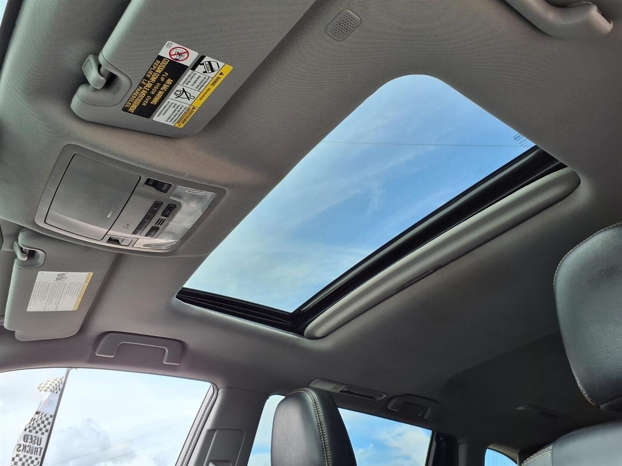 Toyota Highlander XLE V6 AWD (Natl) 2019