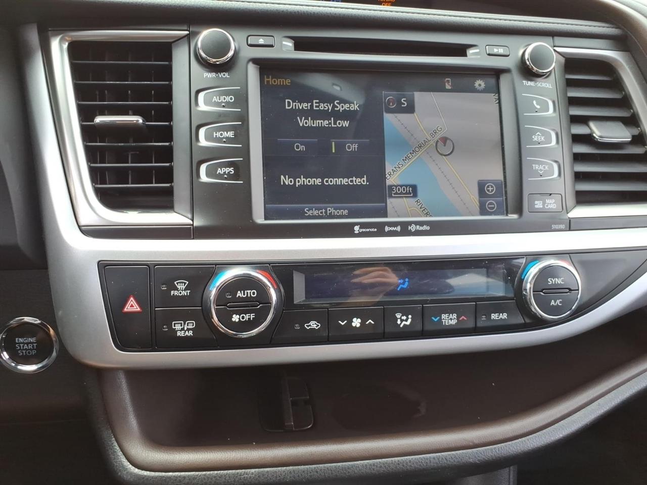 Toyota Highlander XLE V6 AWD (Natl) 2019