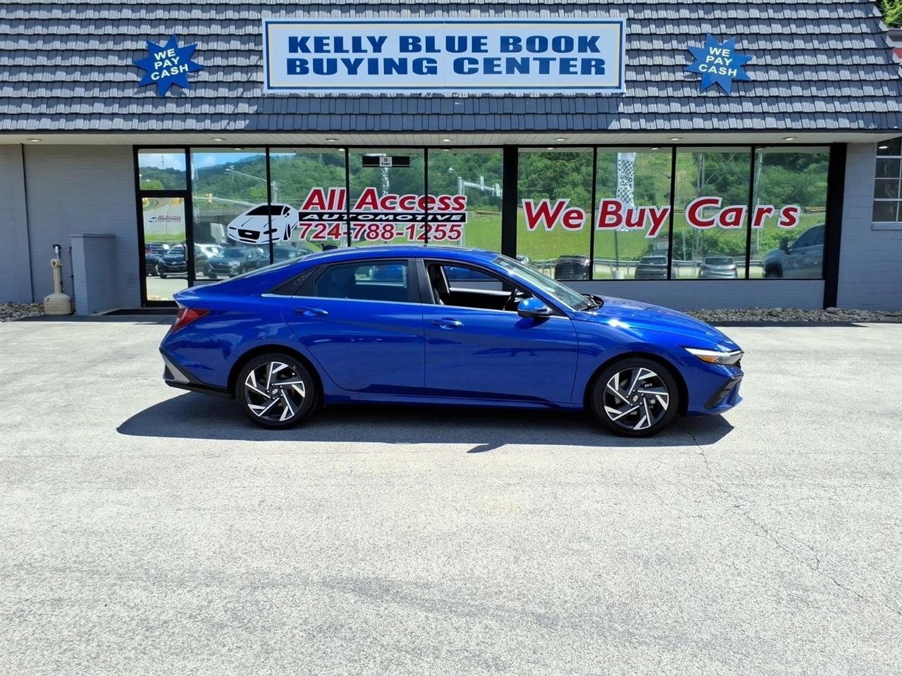 2024 Hyundai Elantra Limited IVT