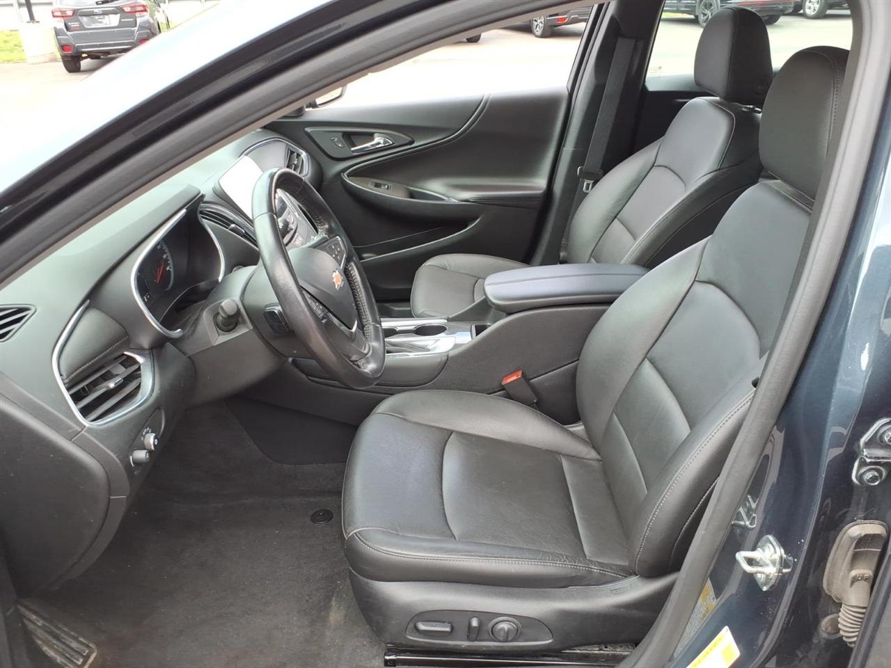 Chevrolet Malibu 4dr Sdn LT 2020