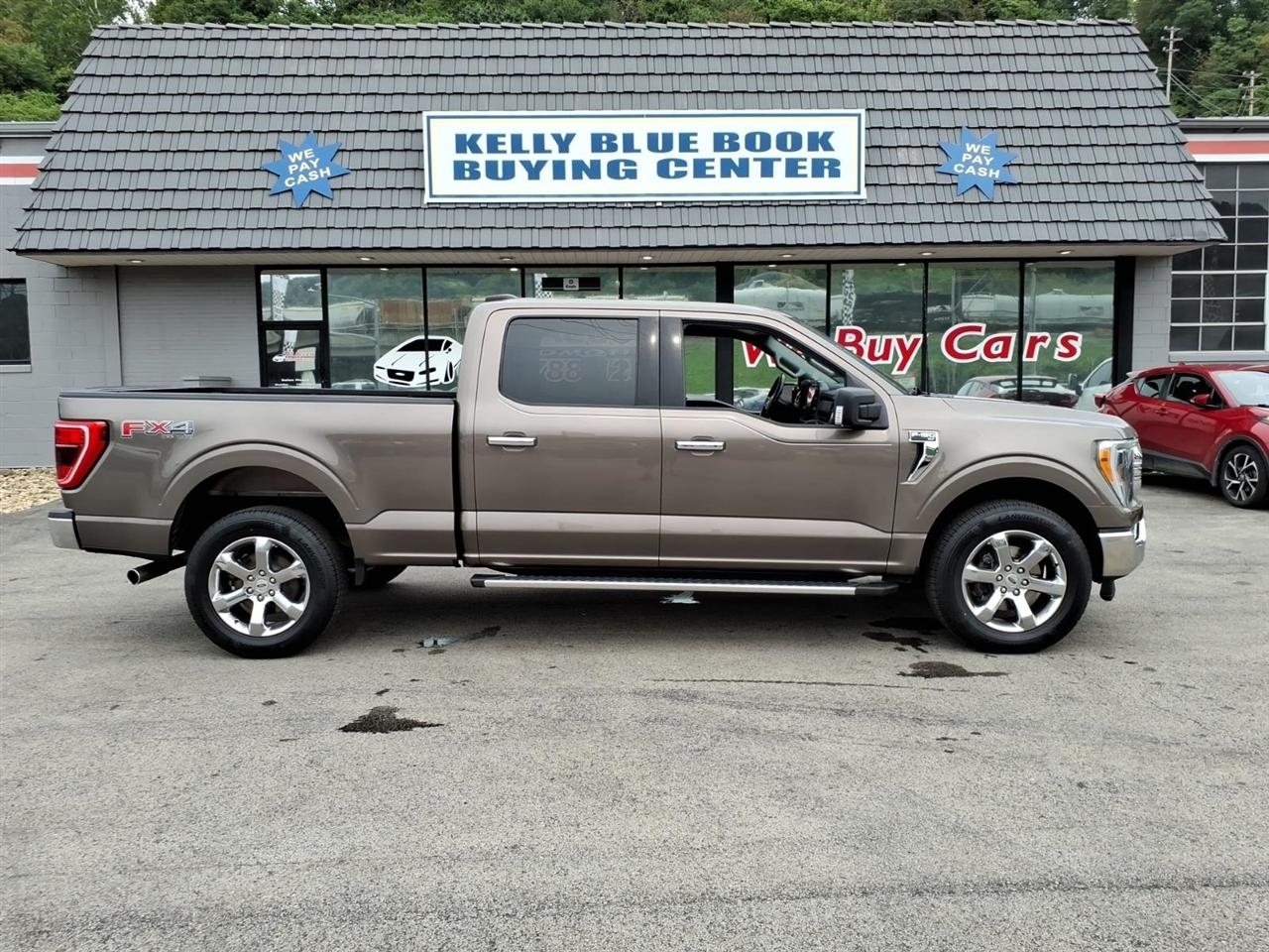 2022 Ford F-150 XL 4WD SuperCrew 5.5' Box