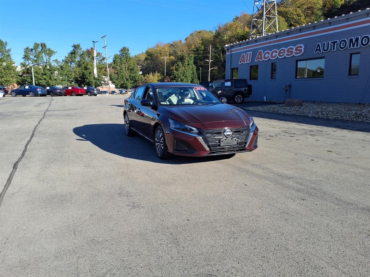 2025 Nissan Altima SV FWD