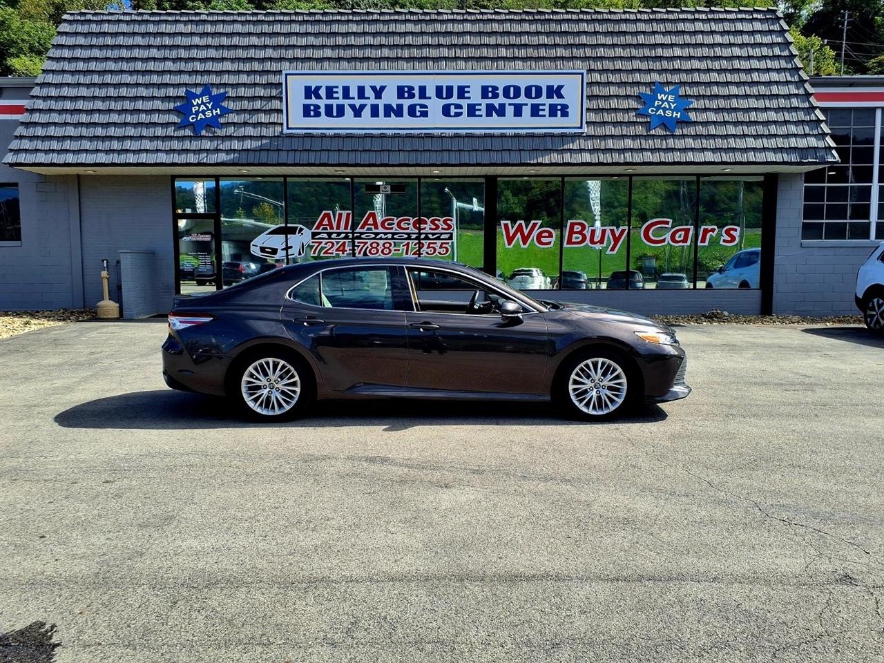 2018 Toyota Camry LE Auto (Natl)
