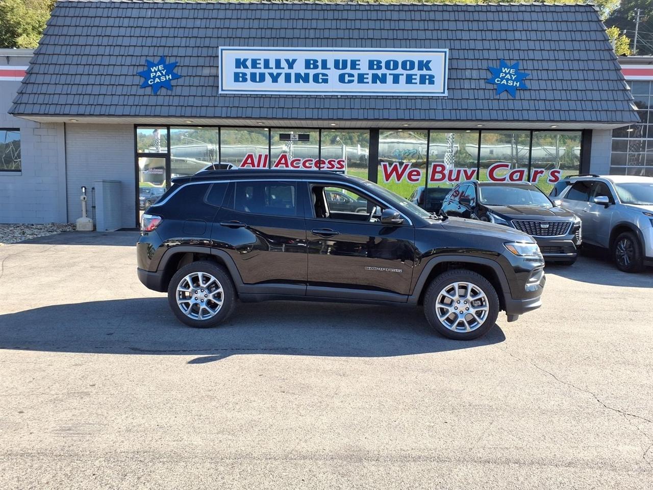 2023 Jeep Compass Latitude Lux 4x4