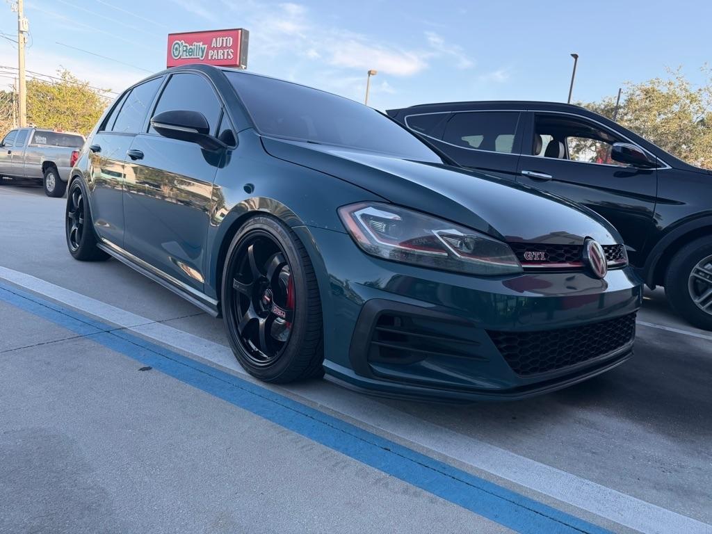2019 Volkswagen Golf GTI S 6M