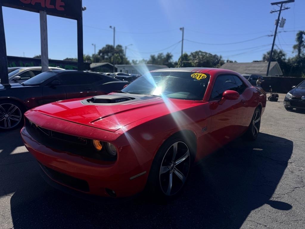 2016 Dodge Challenger R/T Plus